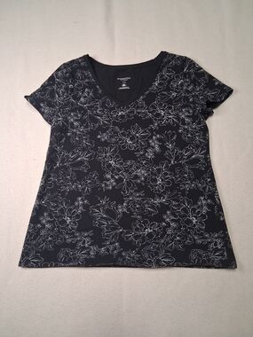 Essentials Black Floral V-Neck Short Sleeve Tee
